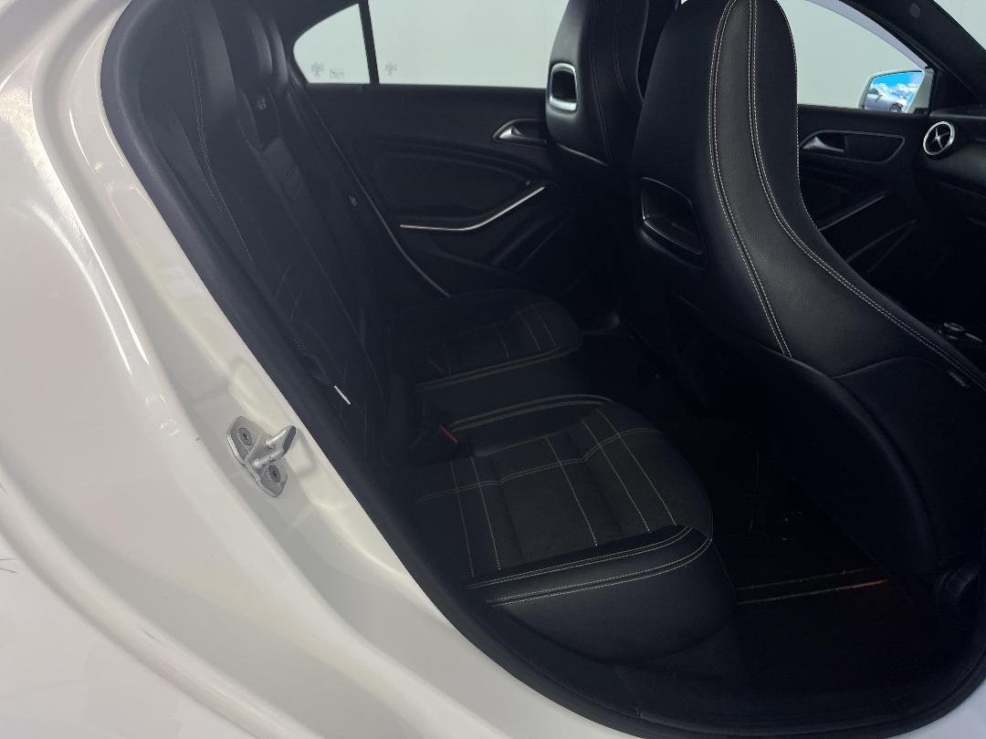 Photo '20' of Mercedes-Benz A180