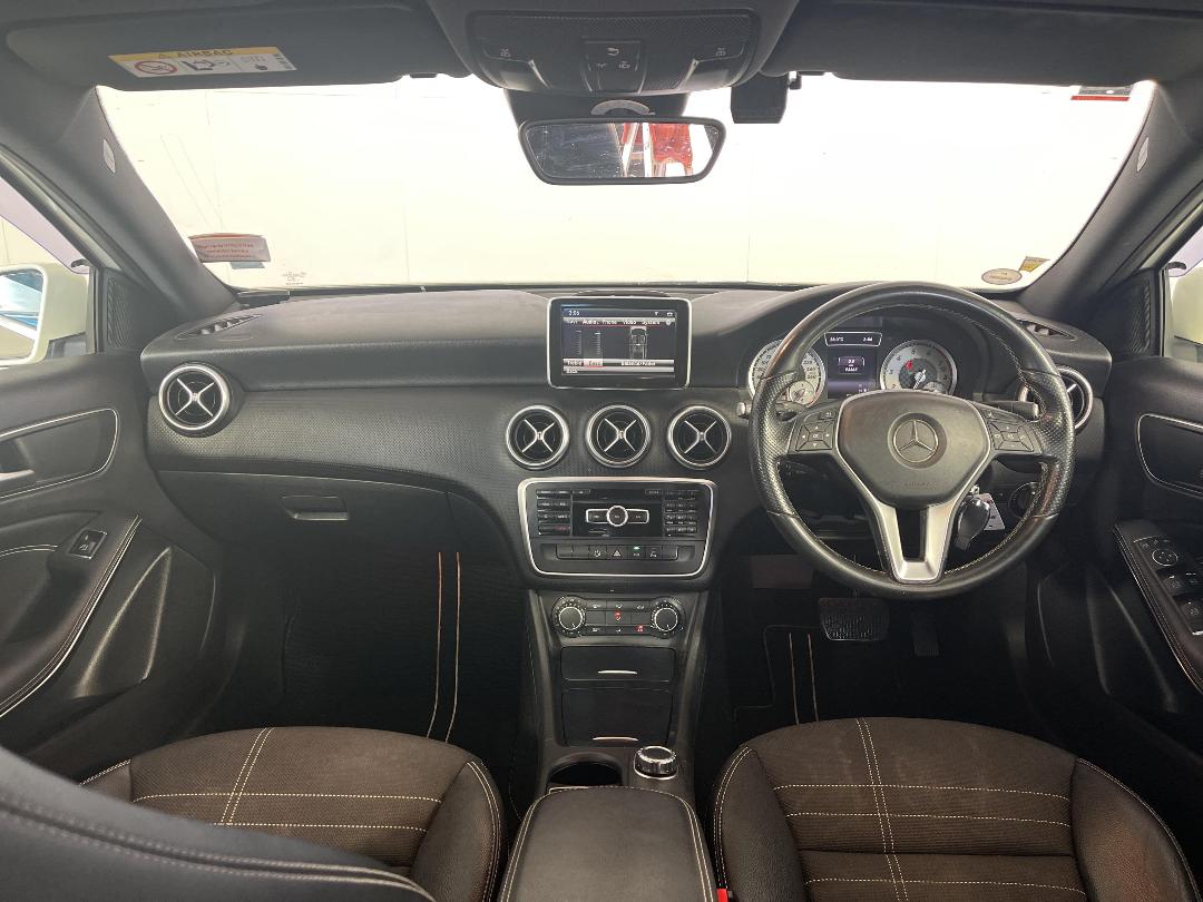 Photo '17' of Mercedes-Benz A180