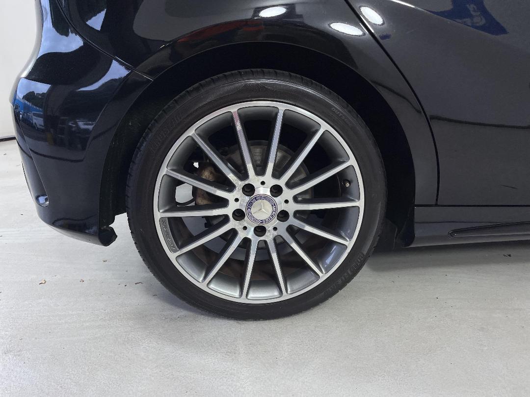 Photo '12' of Mercedes-Benz A180