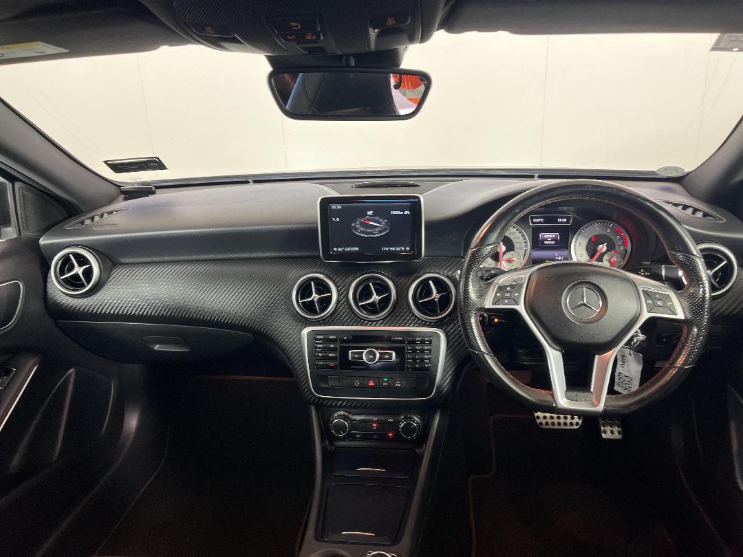 Photo '17' of Mercedes-Benz A180