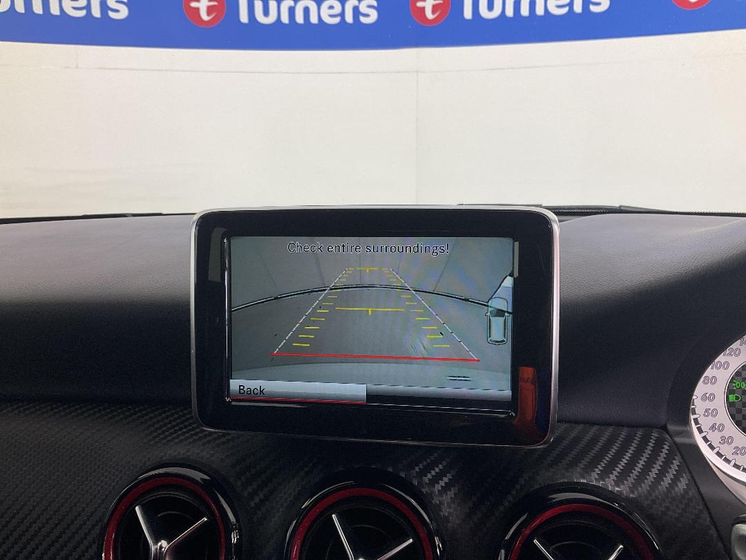 Photo '32' of Mercedes-Benz A250