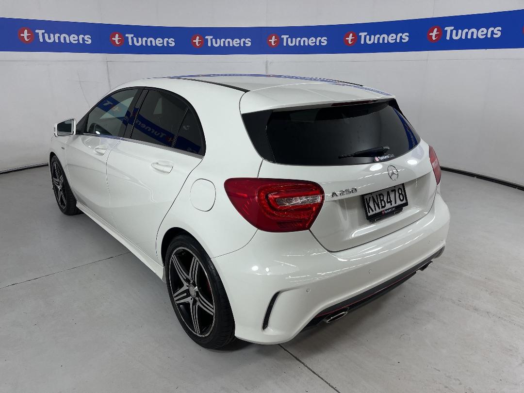 Photo '5' of Mercedes-Benz A250