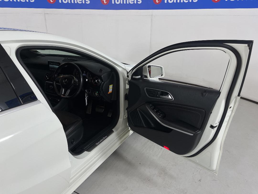 Photo '15' of Mercedes-Benz A250