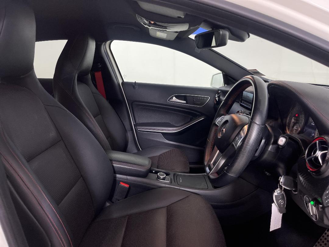 Photo '16' of Mercedes-Benz A250