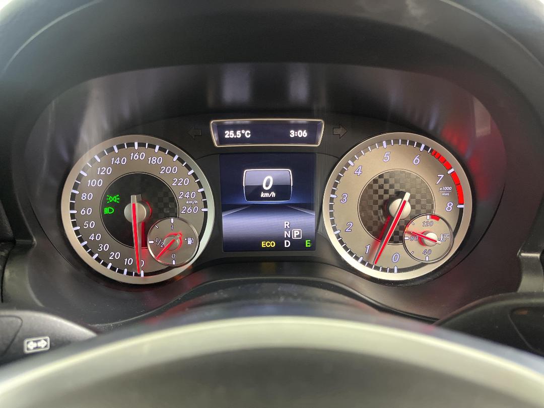 Photo '21' of Mercedes-Benz A250