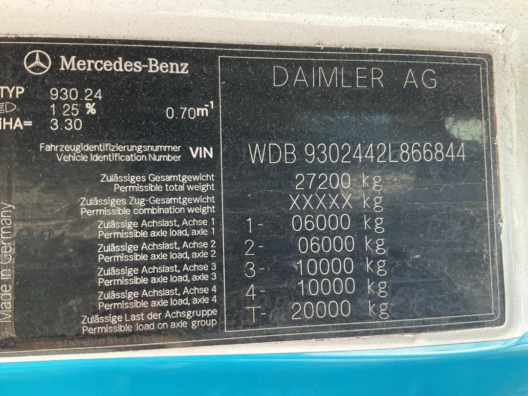 Photo '29' of Mercedes-Benz ACTROS 3251L/52 Curtainsider Photo '29' of Mercedes-Benz ACTROS 3251L/52 Curtainsider