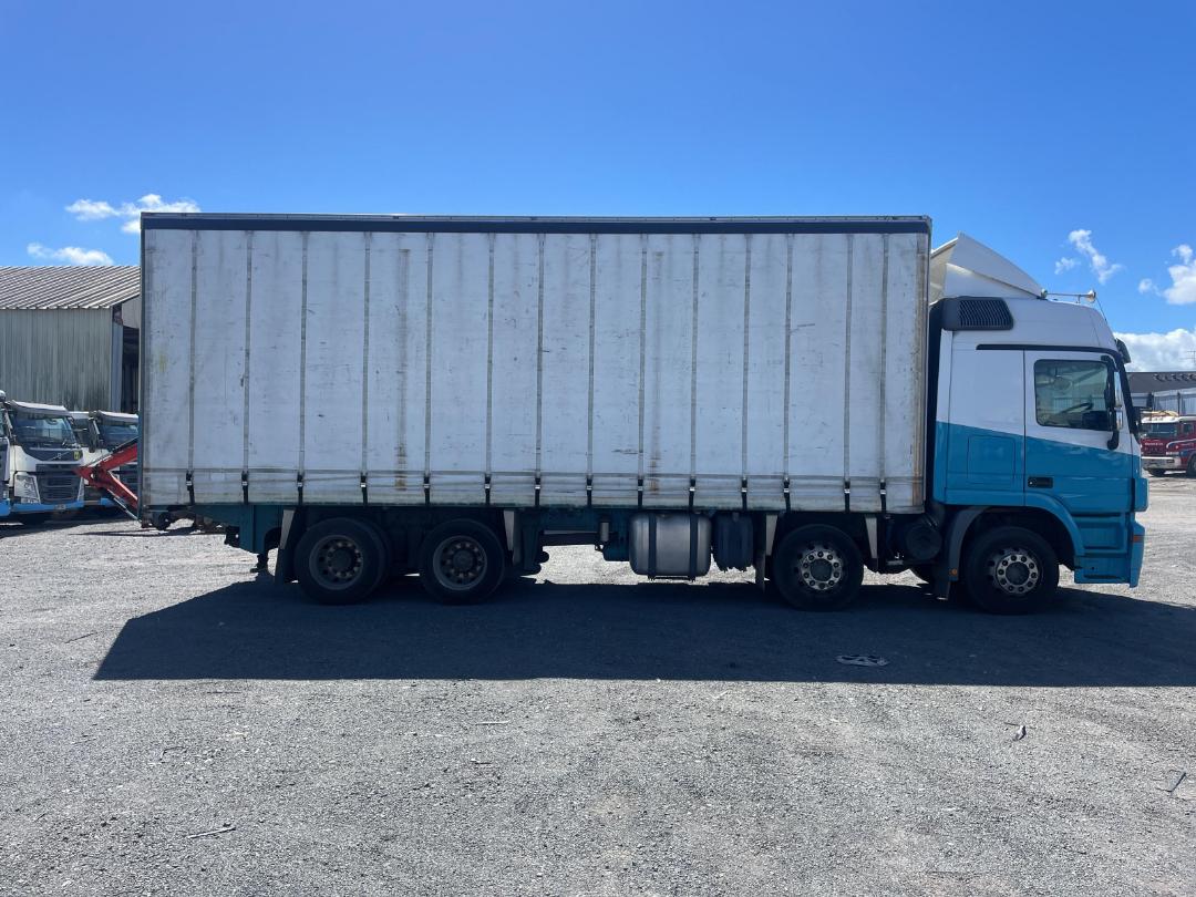 Photo '3' of Mercedes-Benz ACTROS 3251L/52 Curtainsider Photo '3' of Mercedes-Benz ACTROS 3251L/52 Curtainsider