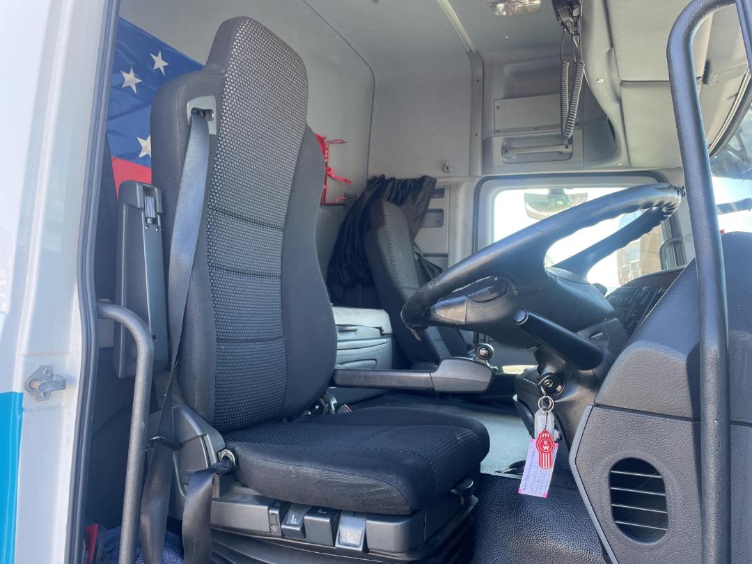 Photo '35' of Mercedes-Benz ACTROS 3251L/52 Curtainsider Photo '35' of Mercedes-Benz ACTROS 3251L/52 Curtainsider