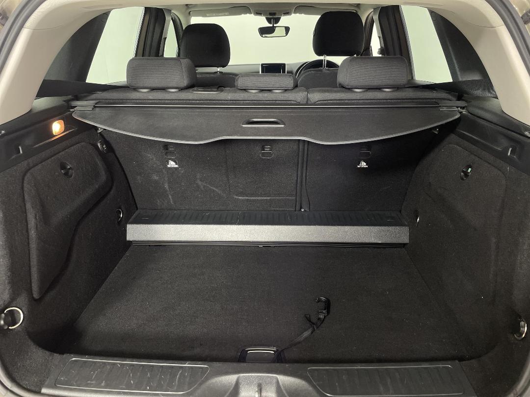 Photo '14' of Mercedes-Benz B-Class Photo '14' of Mercedes-Benz B-Class