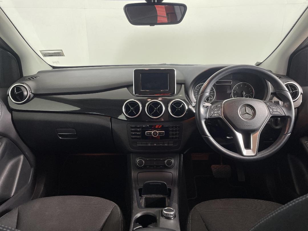 Photo '17' of Mercedes-Benz B-Class Photo '17' of Mercedes-Benz B-Class