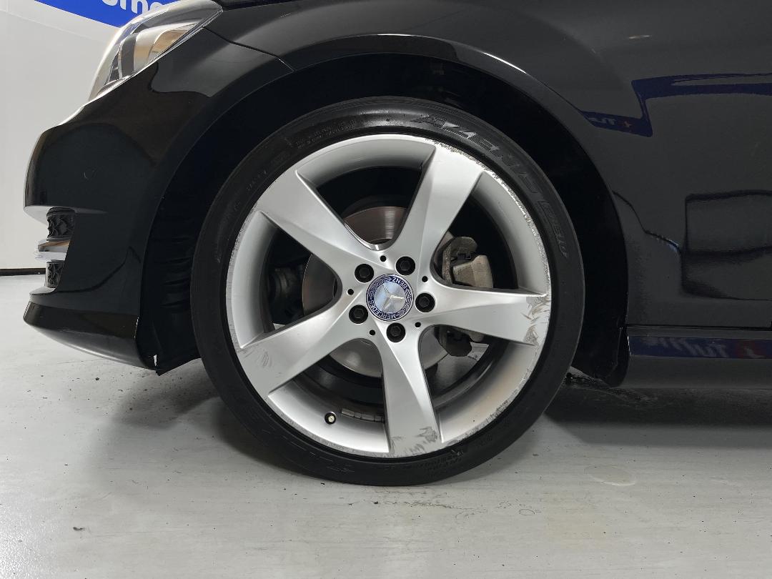 Photo '10' of Mercedes-Benz C-Class