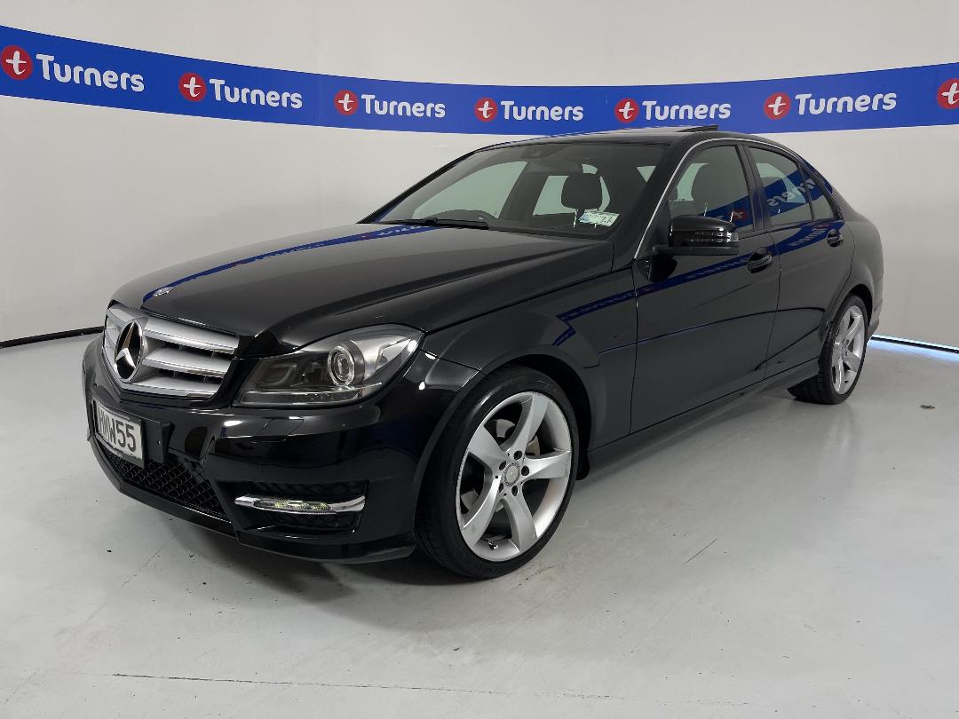 Photo '4' of Mercedes-Benz C-Class