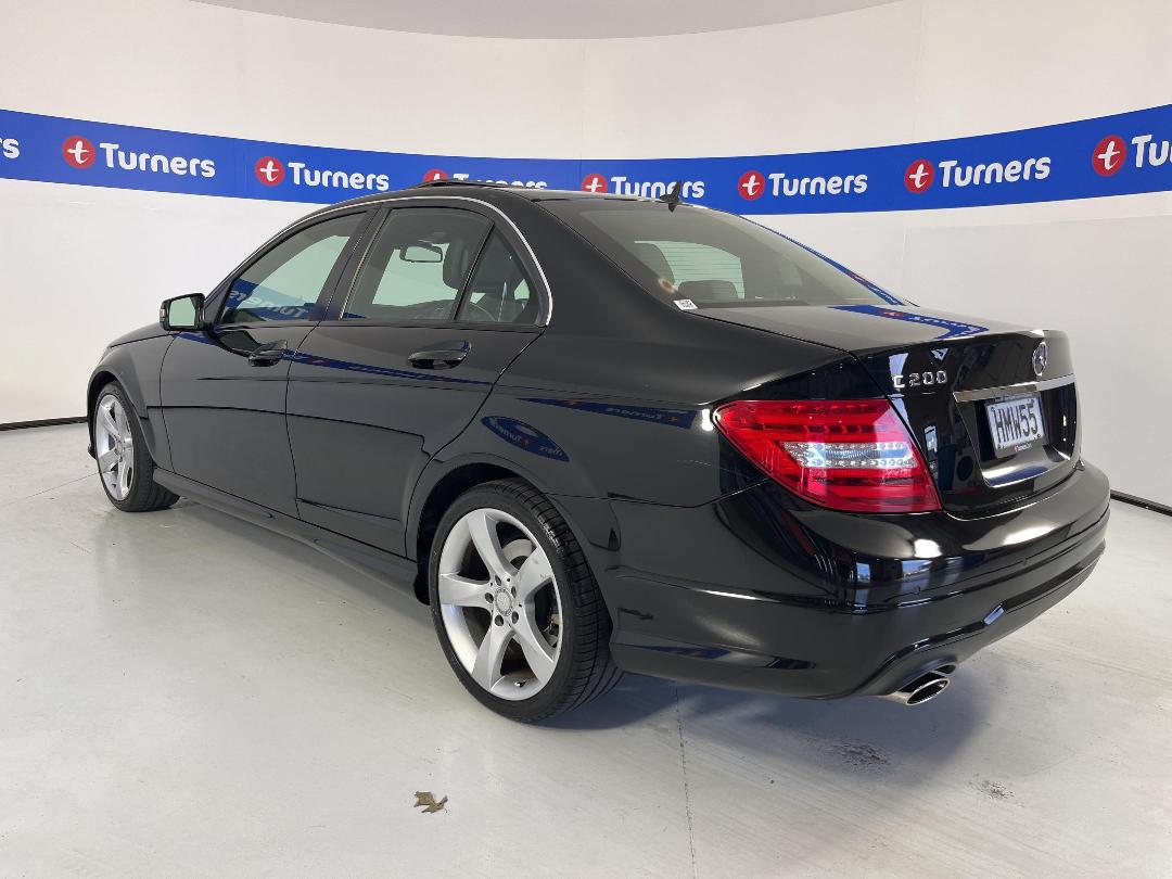 Photo '5' of Mercedes-Benz C-Class