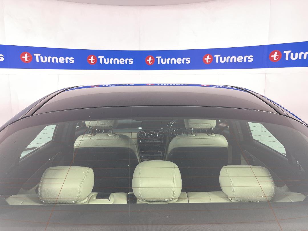 Photo '23' of Mercedes-Benz C-Class Photo '23' of Mercedes-Benz C-Class