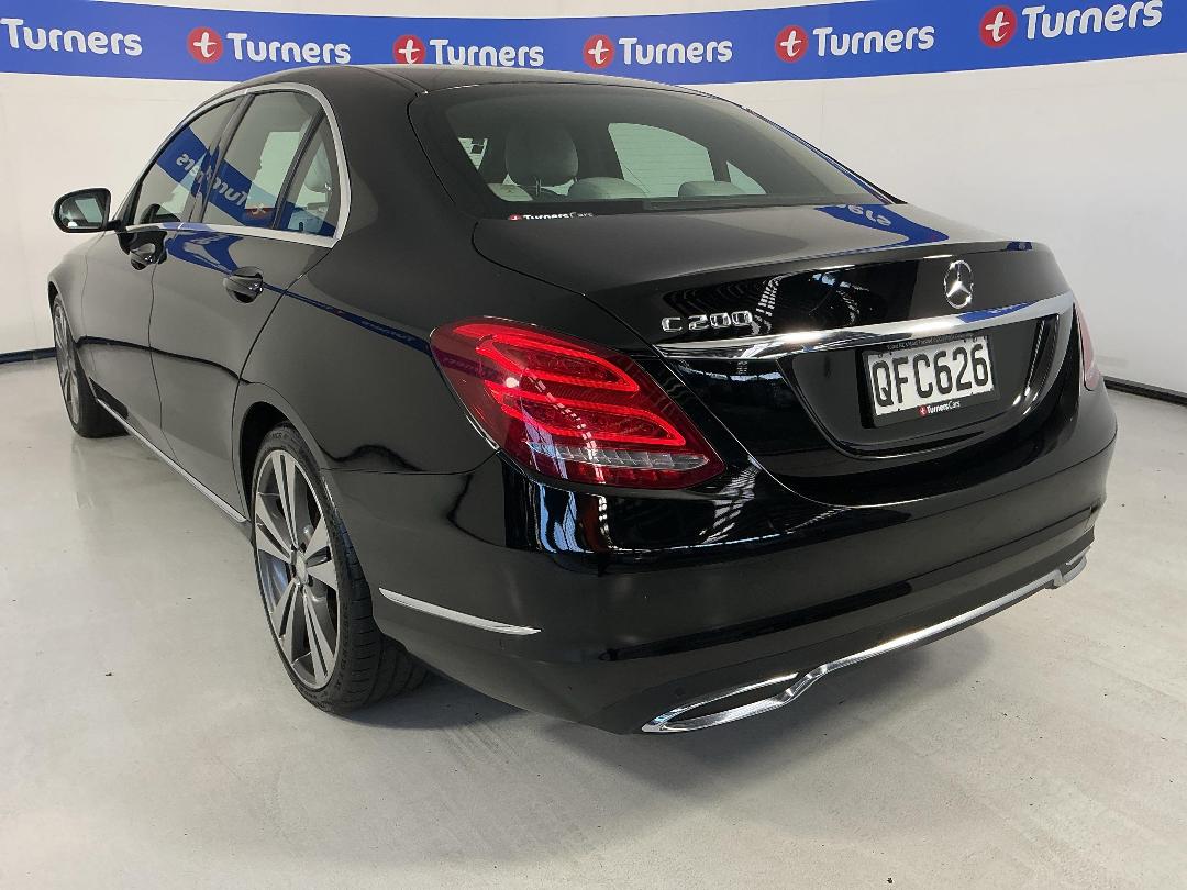 Photo '5' of Mercedes-Benz C-Class