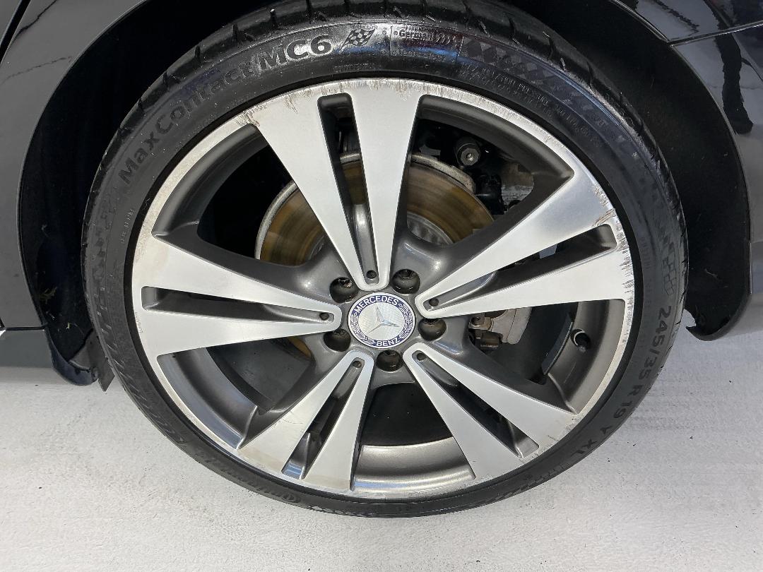 Photo '11' of Mercedes-Benz C-Class