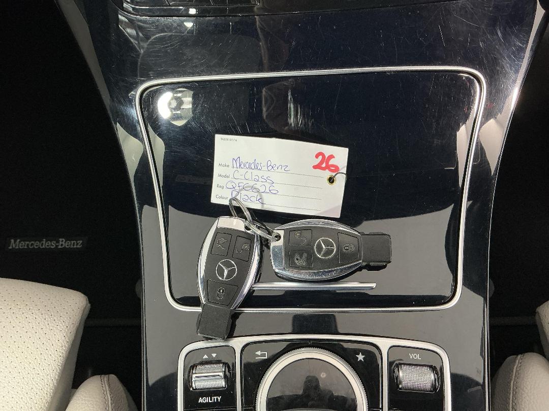 Photo '22' of Mercedes-Benz C-Class