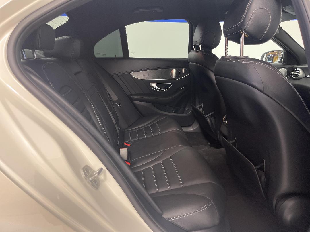 Photo '20' of Mercedes-Benz C250 Photo '20' of Mercedes-Benz C250