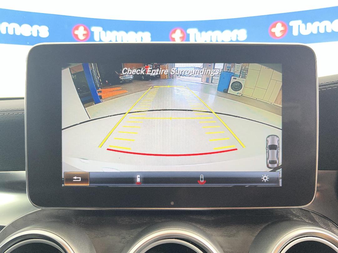 Photo '25' of Mercedes-Benz C250 Photo '25' of Mercedes-Benz C250