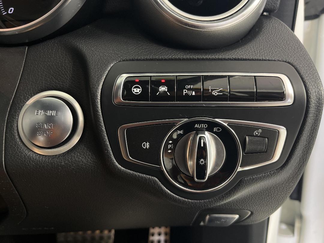 Photo '33' of Mercedes-Benz C250 Photo '33' of Mercedes-Benz C250