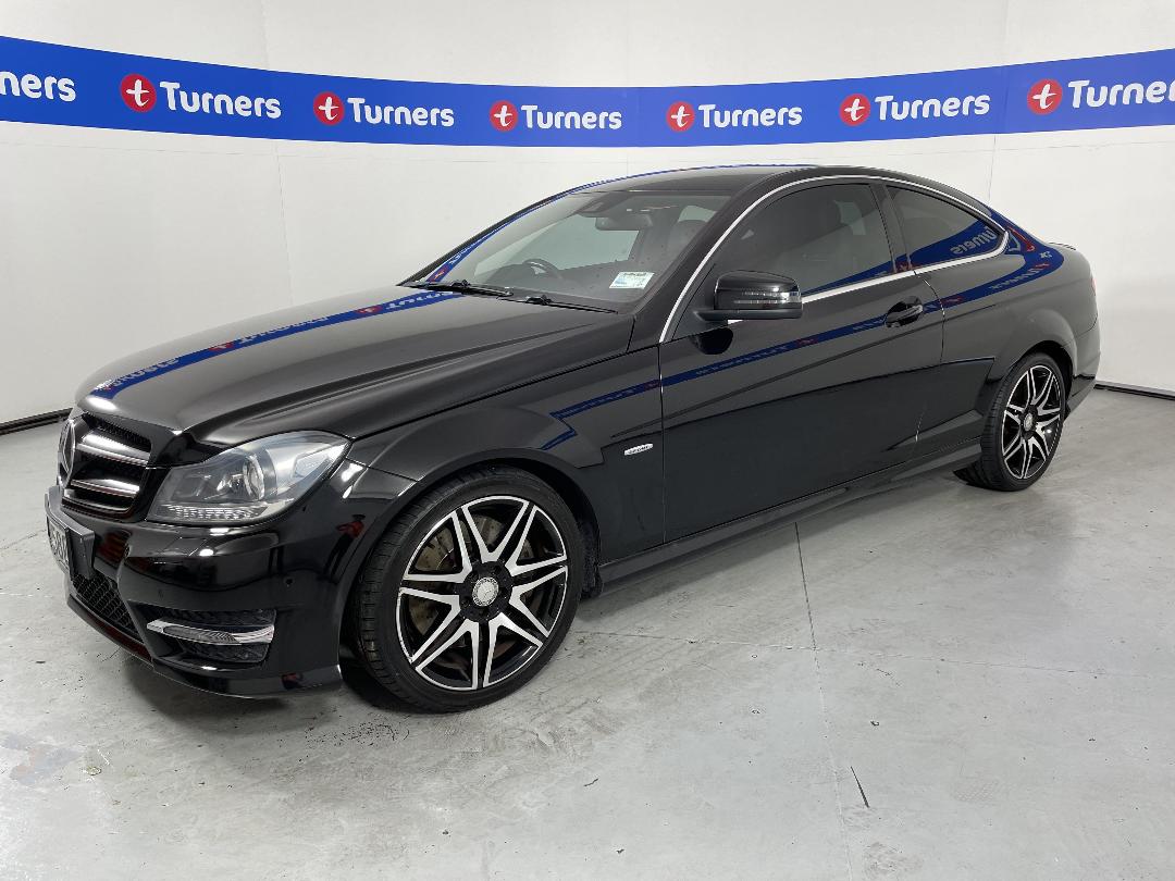 Photo '4' of Mercedes-Benz C250