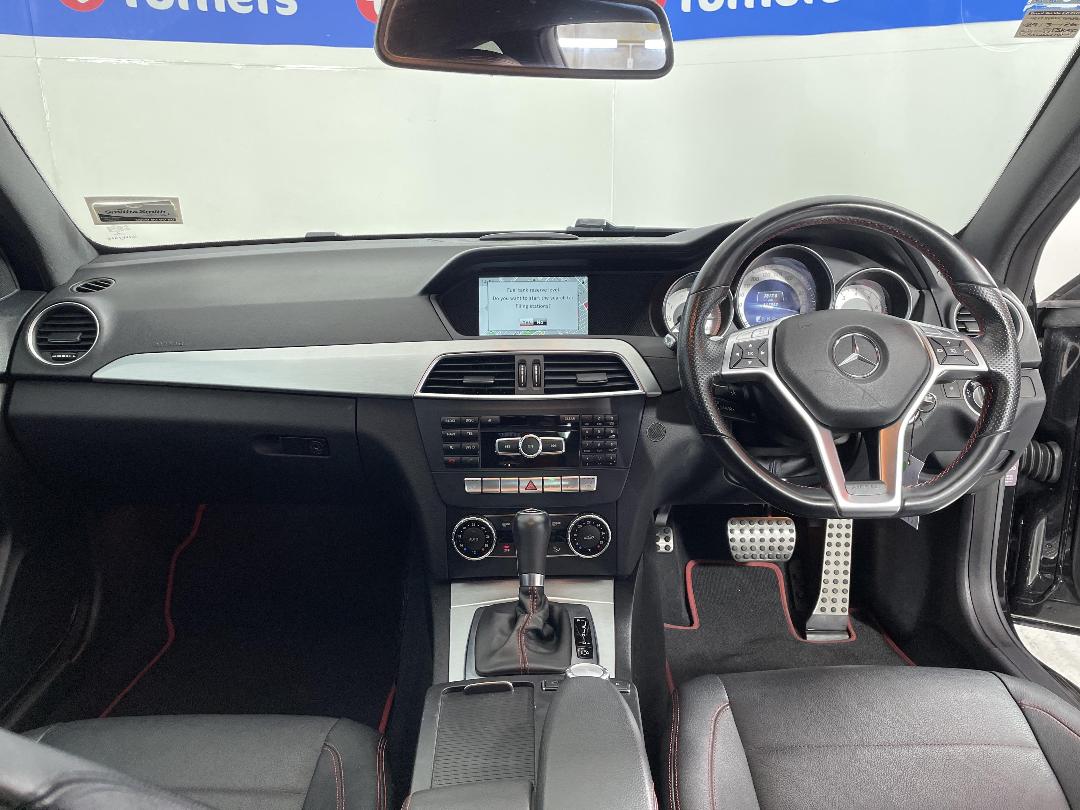 Photo '17' of Mercedes-Benz C250