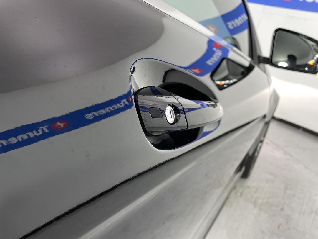 Photo '24' of Mercedes-Benz C250