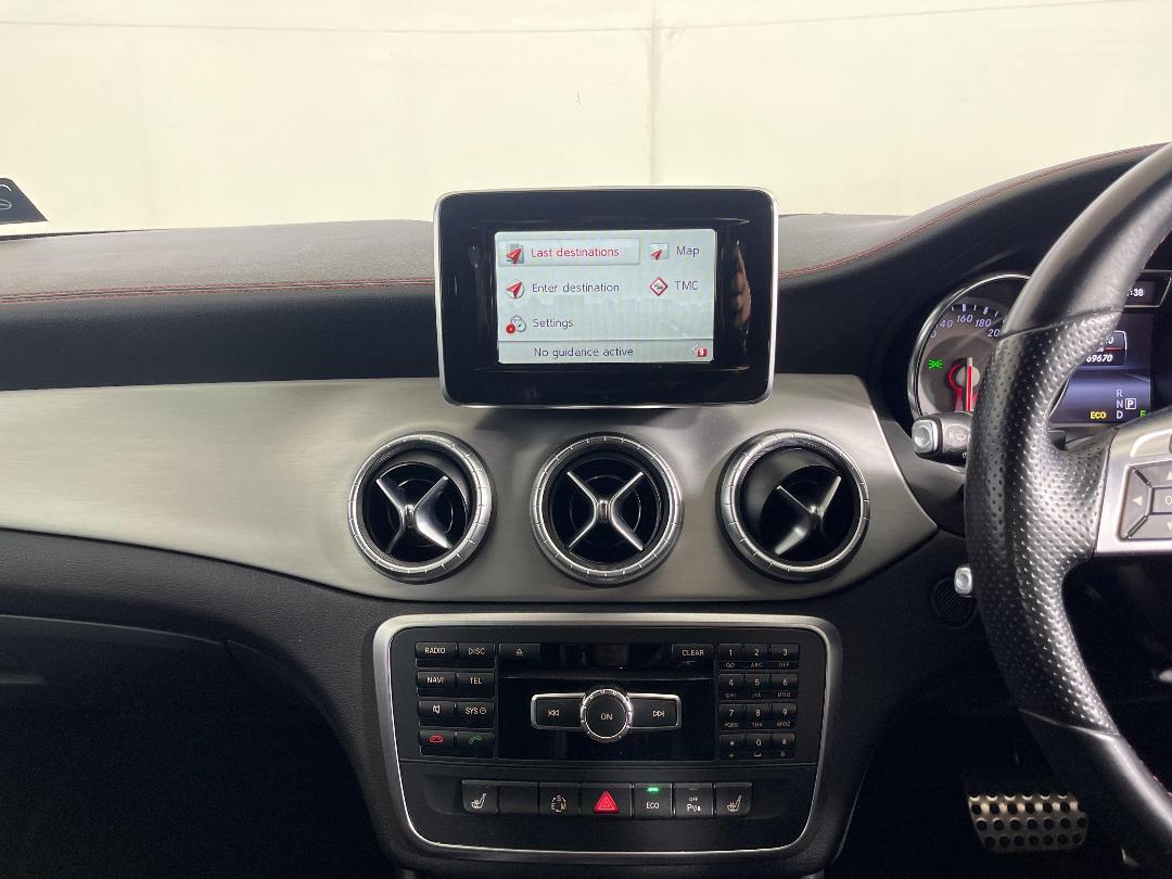 Photo '18' of Mercedes-Benz CLA 250 Photo '18' of Mercedes-Benz CLA 250