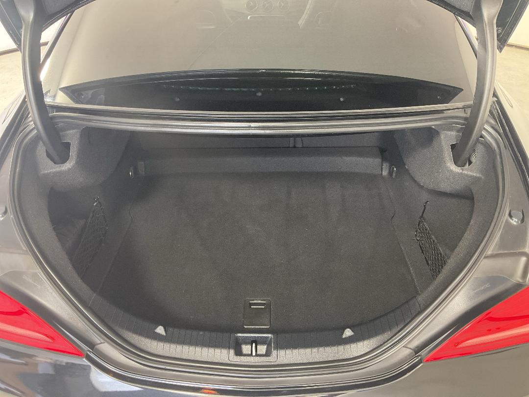 Photo '14' of Mercedes-Benz CLA