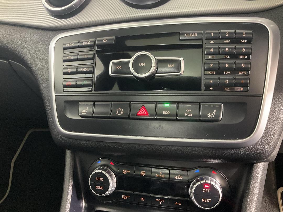 Photo '28' of Mercedes-Benz CLA