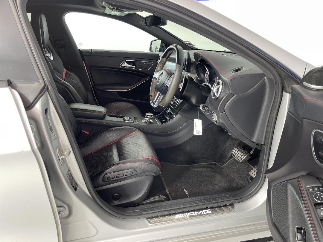 Photo '16' of Mercedes-Benz CLA