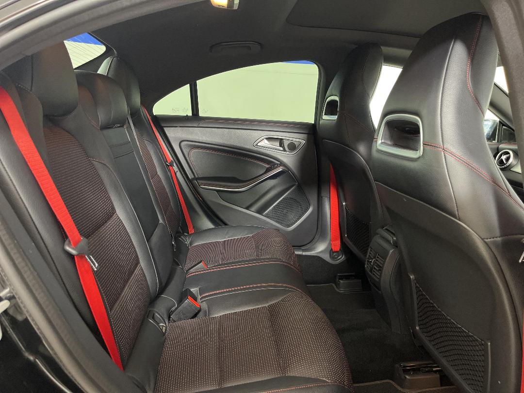 Photo '20' of Mercedes-Benz CLA