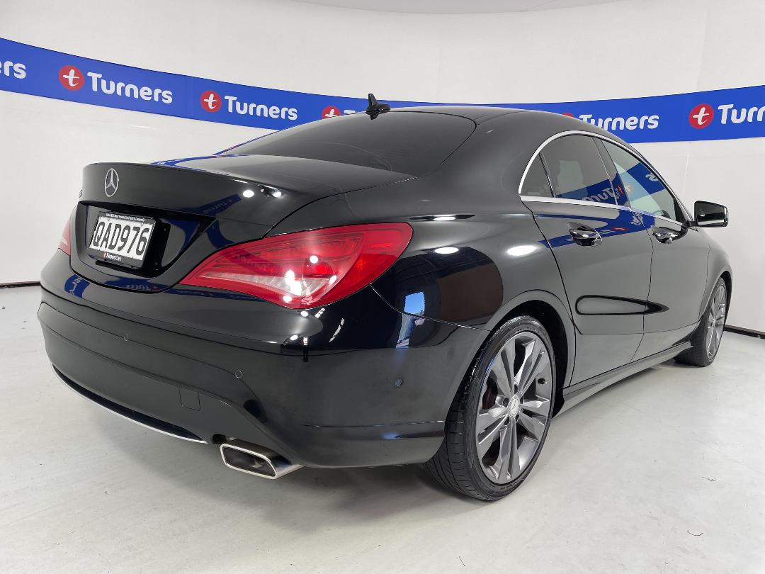 Photo '7' of Mercedes-Benz CLA180