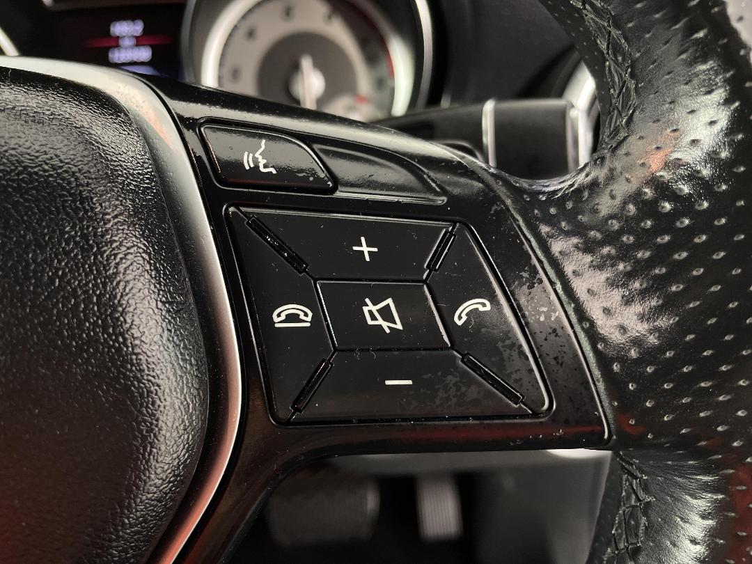 Photo '24' of Mercedes-Benz CLA180