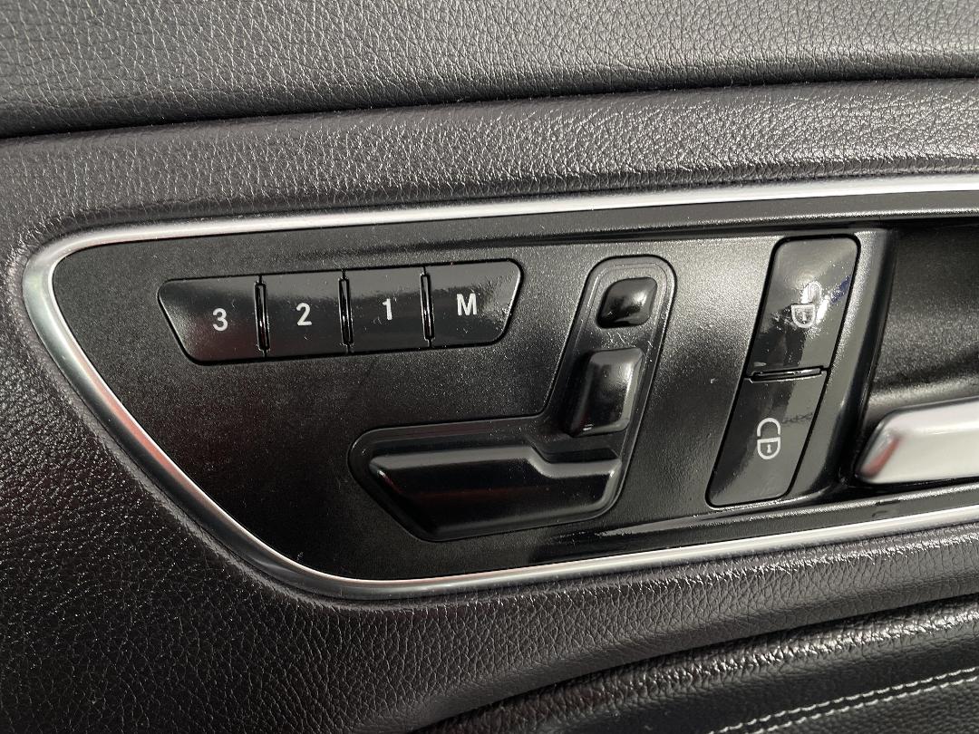 Photo '23' of Mercedes-Benz CLA180