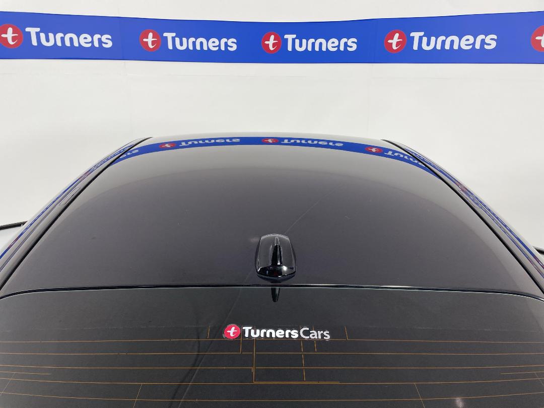 Photo '30' of Mercedes-Benz CLA180