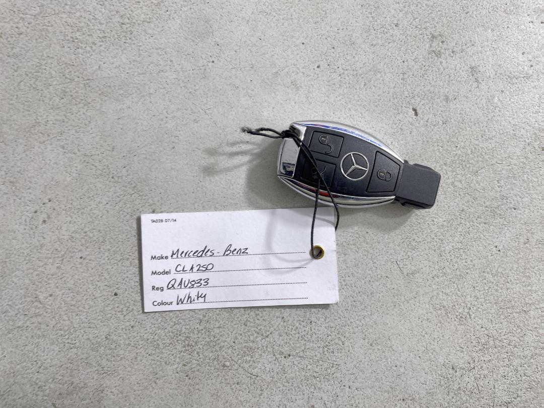 Photo '17' of Mercedes-Benz CLA250 AMG Line Photo '17' of Mercedes-Benz CLA250 AMG Line