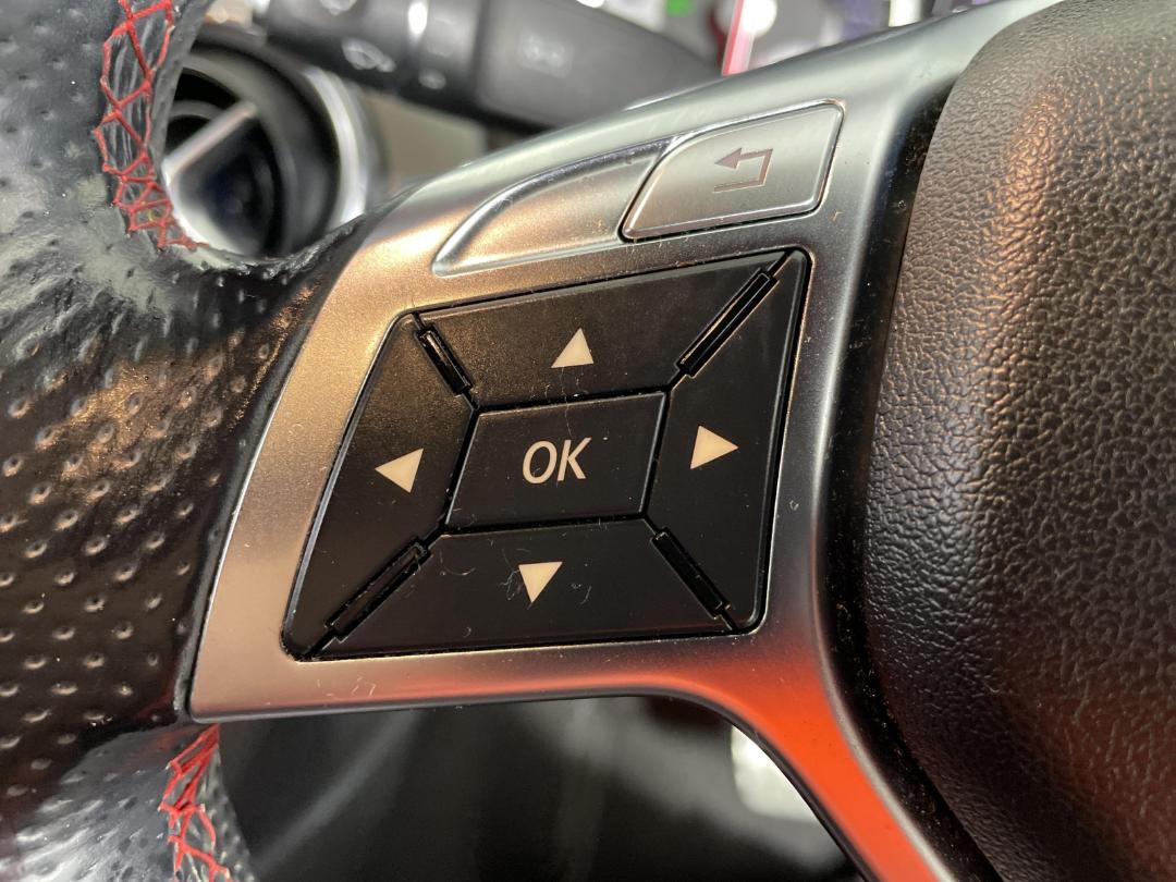 Photo '21' of Mercedes-Benz CLA250 AMG Line Photo '21' of Mercedes-Benz CLA250 AMG Line