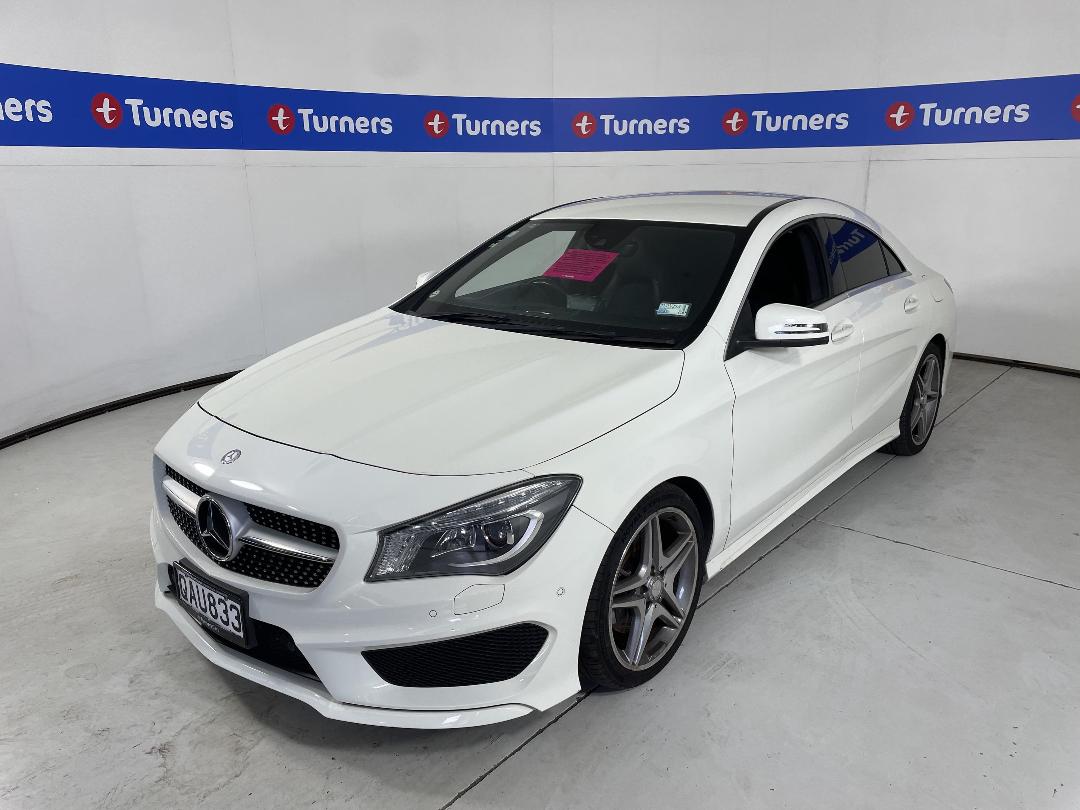 Photo '25' of Mercedes-Benz CLA250 AMG Line Photo '25' of Mercedes-Benz CLA250 AMG Line