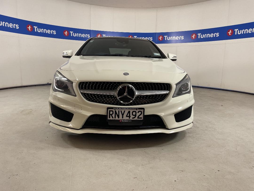 Photo '2' of Mercedes-Benz CLA250