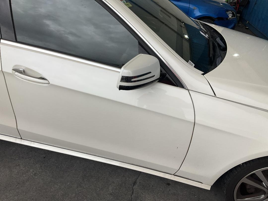 Photo '3' of Mercedes-Benz E-Class E250 Photo '3' of Mercedes-Benz E-Class E250