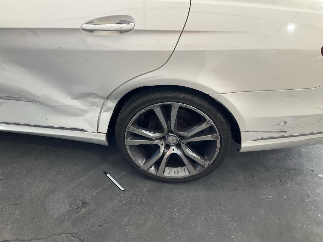 Photo '7' of Mercedes-Benz E-Class E250 Photo '7' of Mercedes-Benz E-Class E250