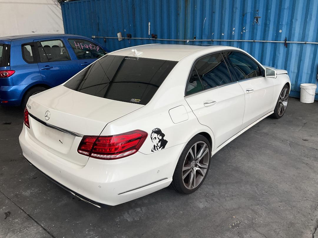 Photo '11' of Mercedes-Benz E-Class E250 Photo '11' of Mercedes-Benz E-Class E250