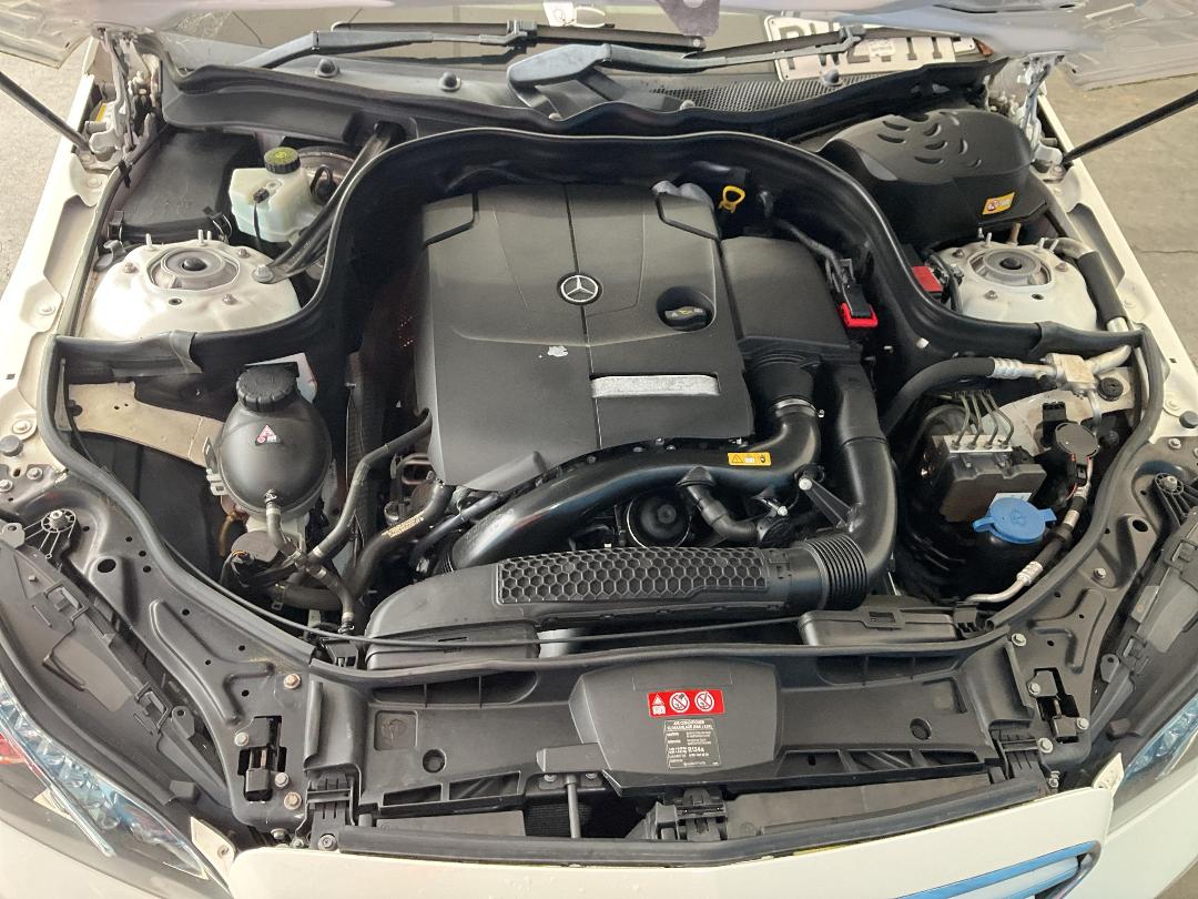 Photo '13' of Mercedes-Benz E-Class E250 Photo '13' of Mercedes-Benz E-Class E250