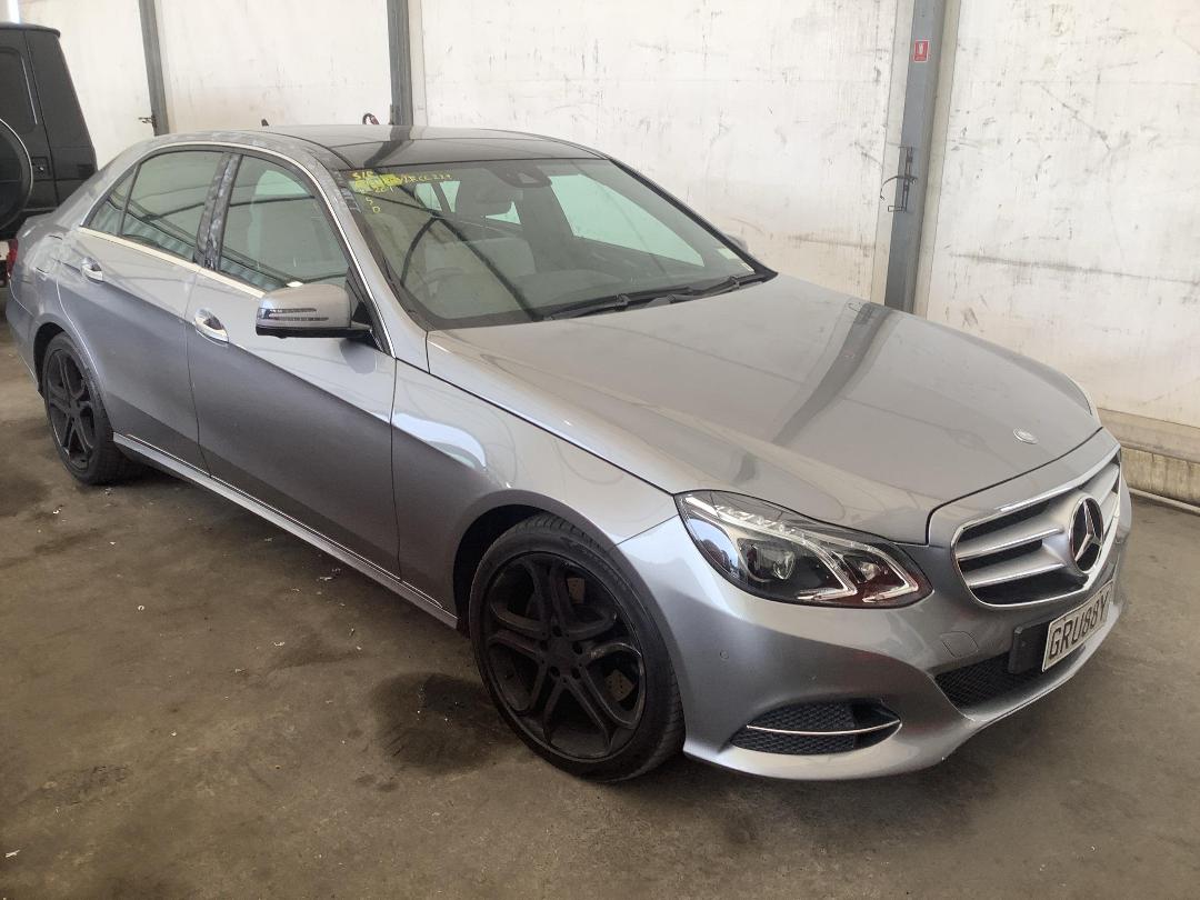 Photo '2' of Mercedes-Benz E250 Photo '2' of Mercedes-Benz E250