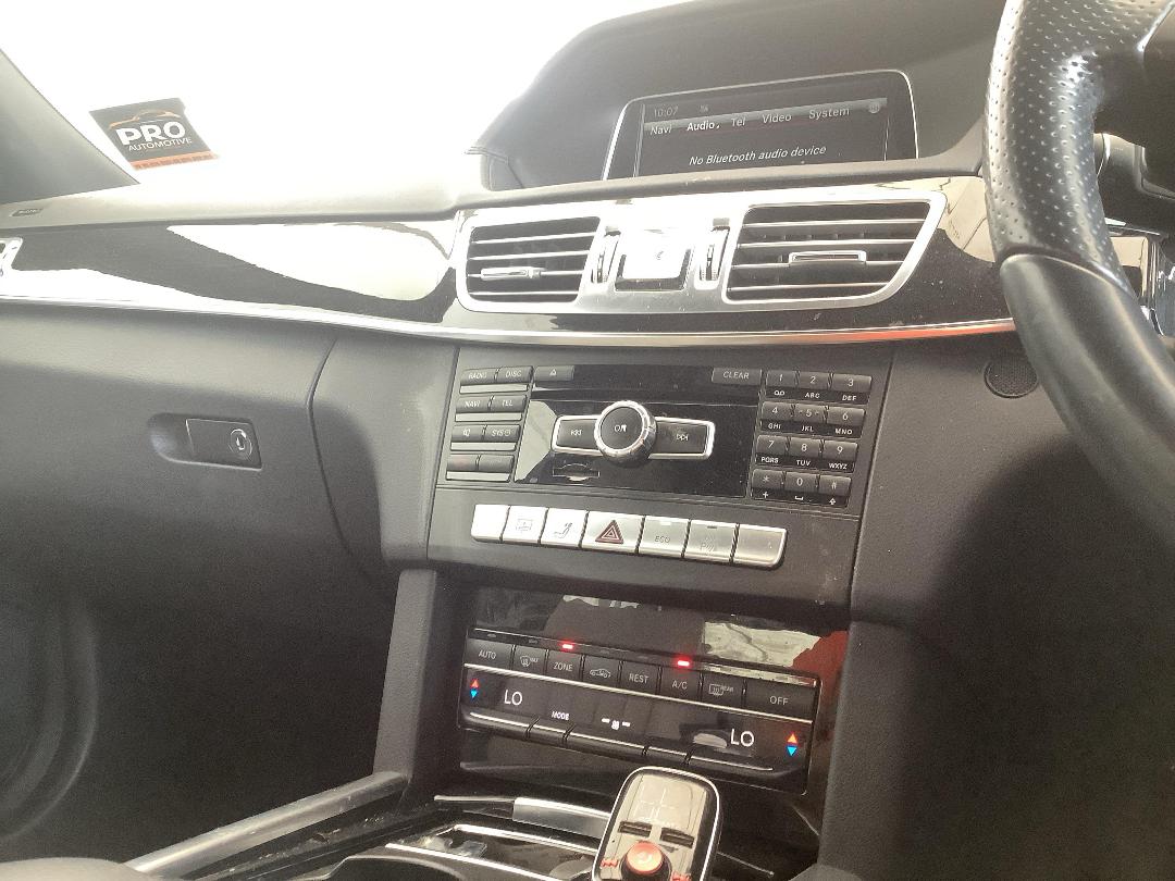 Photo '14' of Mercedes-Benz E250 Photo '14' of Mercedes-Benz E250