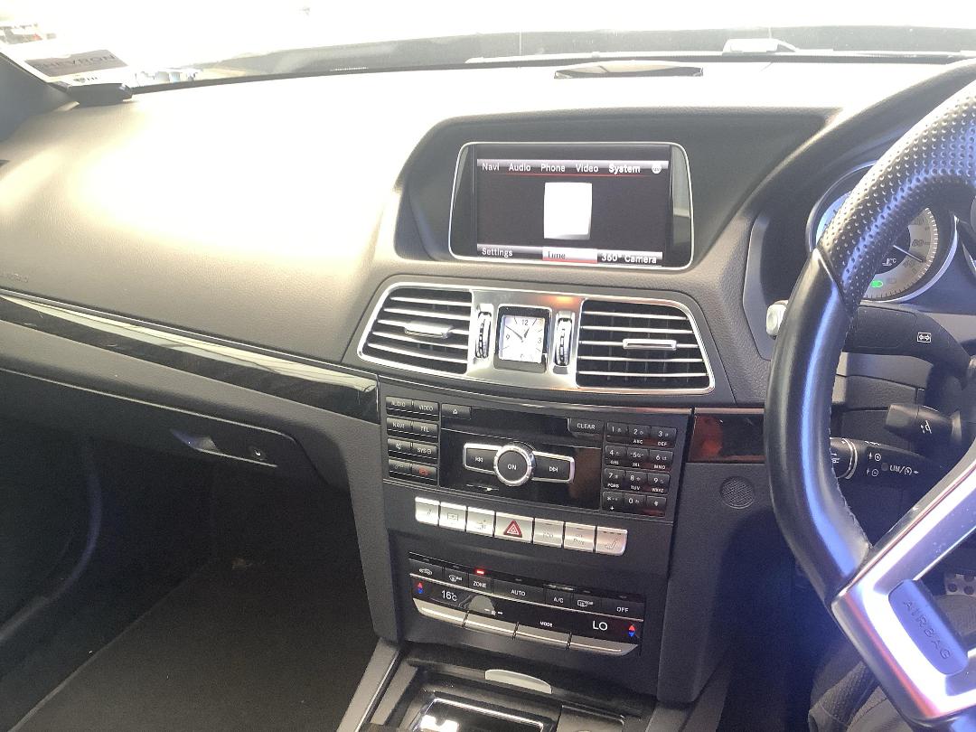 Photo '17' of Mercedes-Benz E250