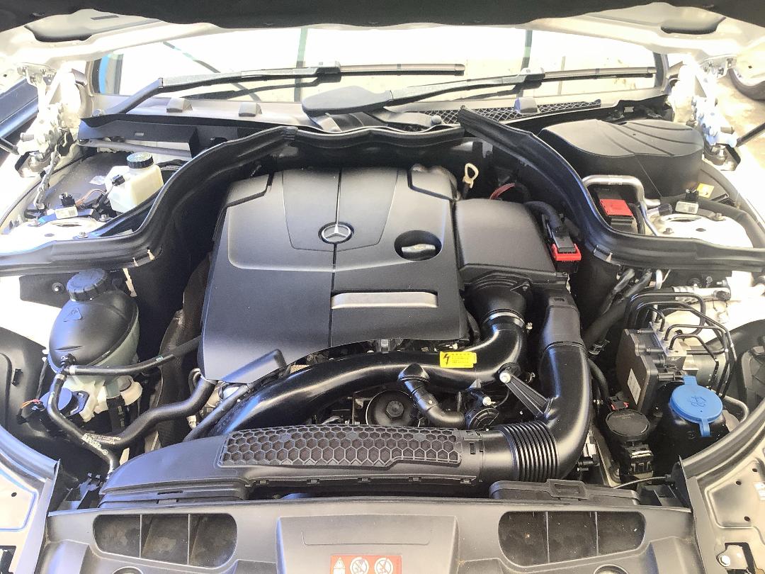 Photo '18' of Mercedes-Benz E250