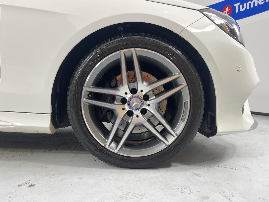 Photo '9' of Mercedes-Benz E250