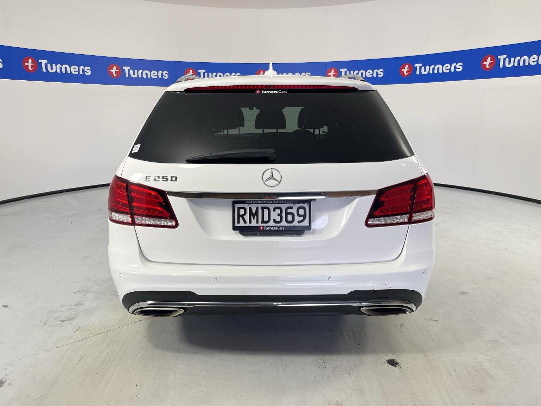 Photo '6' of Mercedes-Benz E250